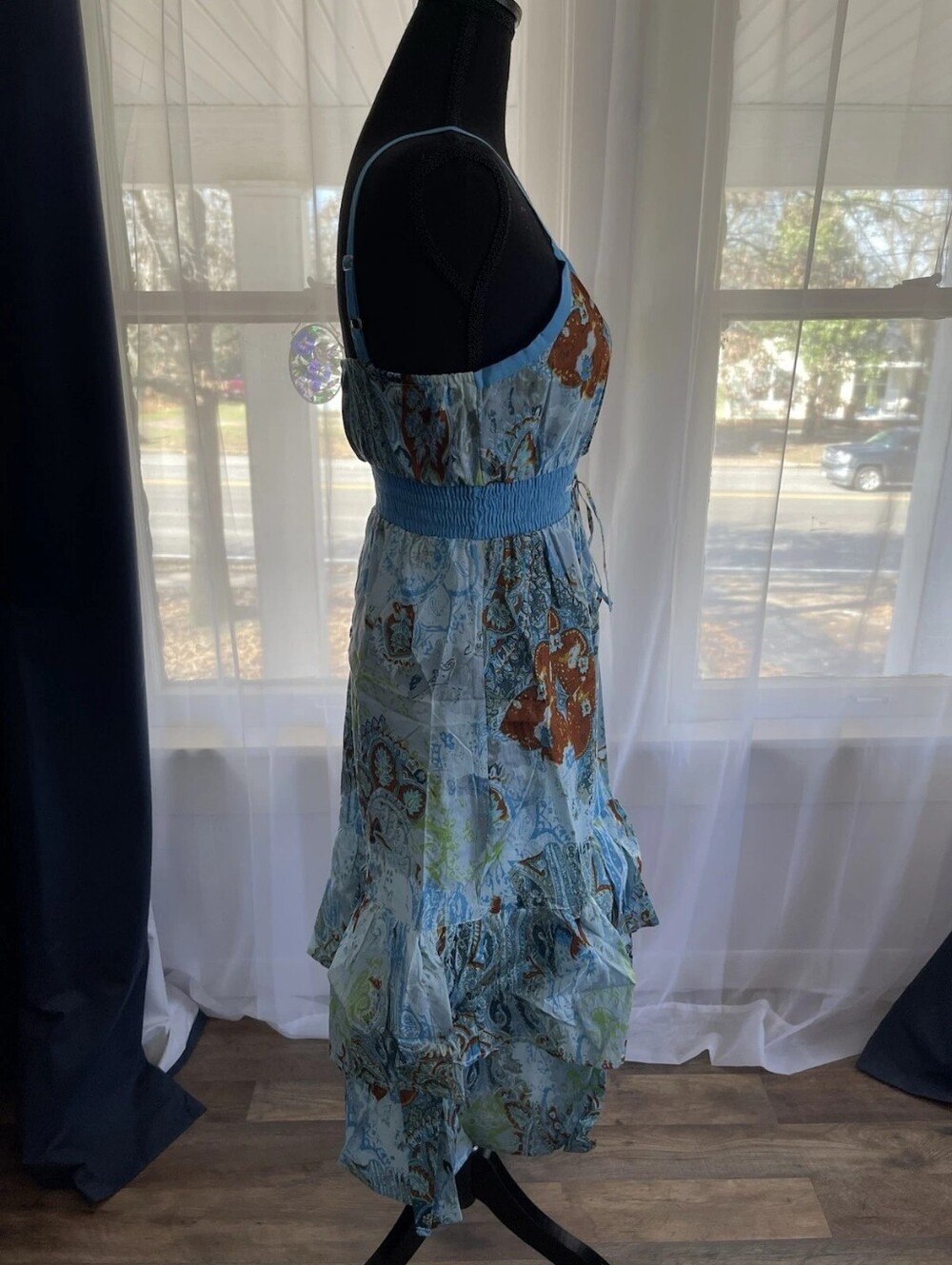 Light Blue Paisley Faux-Wrap Summer Dress - Picture 3 of 4
